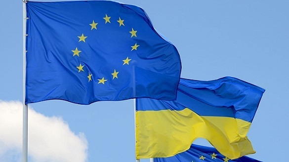 Єврокомісія рекомендує надати Україні статус кандидата у ЄС