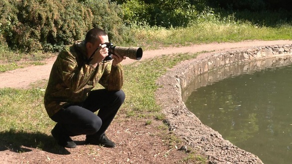 У Черкасах чоловік понад десять років фотографує дику природу (ВІДЕО)
