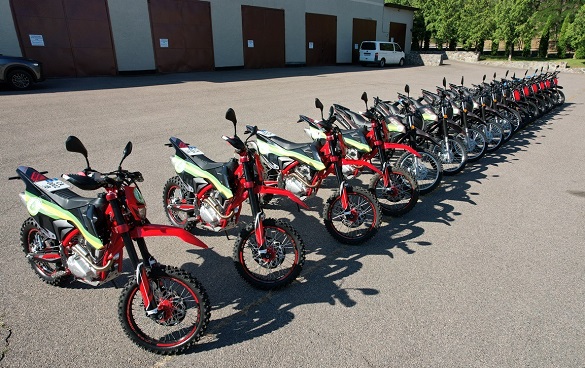 Автопарк Черкаського лісгоспу поповнили 18 нових мотоциклів (ФОТО)