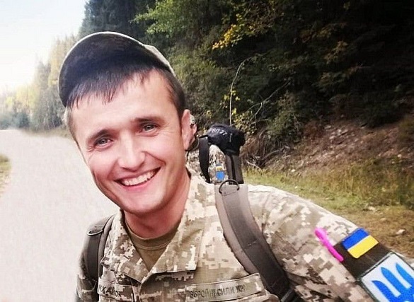 12 годин керував запеклим боєм: захиснику з Черкащини присвоїли звання Героя України