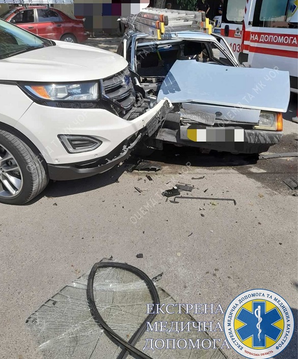 Два автомобілі зіштовхнулися на Черкащині (ФОТО)