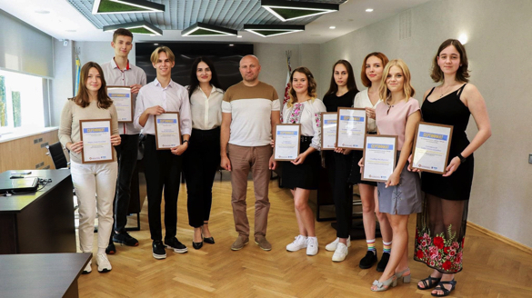 Черкаські випускники, які склали мультитест на 600 балів, отримають грошові премії 