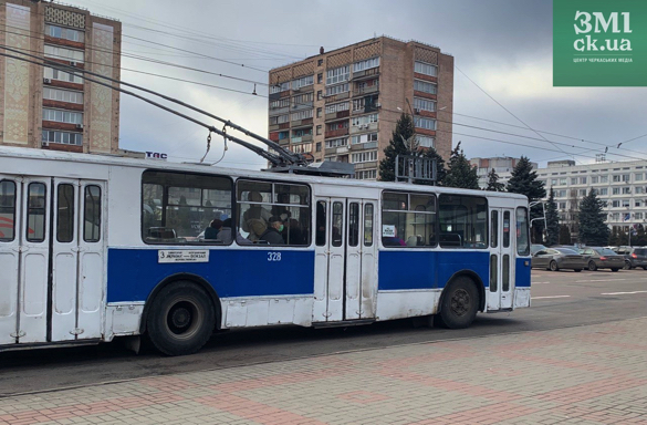 У Черкасах на маршрути випустили понад 50 тролейбусів