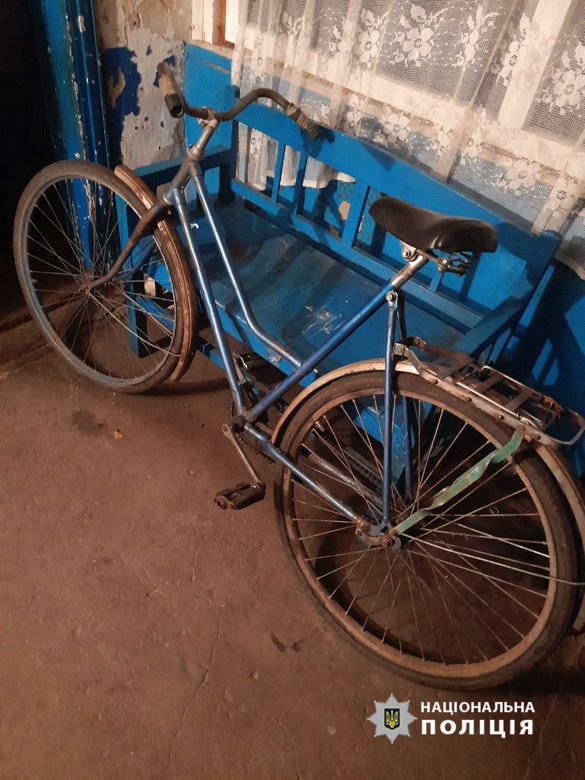 На Канівщині чоловік викрав велосипед у пенсіонерки