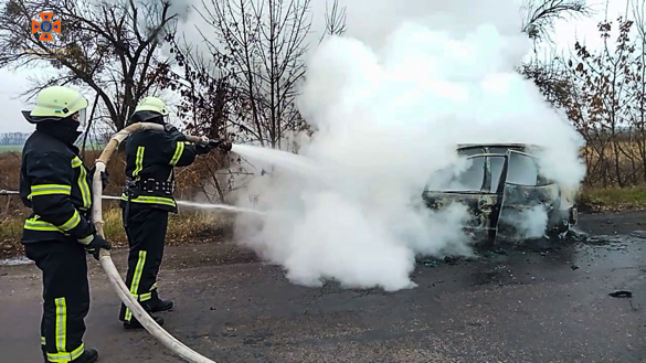 На Черкащині вщент згорів легковий автомобіль