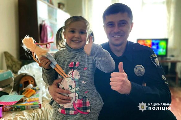 Черкаські поліцейські здійснили мрію 4-річної дівчинки (ФОТО)