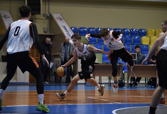 Баскетбольні змагання в Черкасах зібрали понад 50 команд