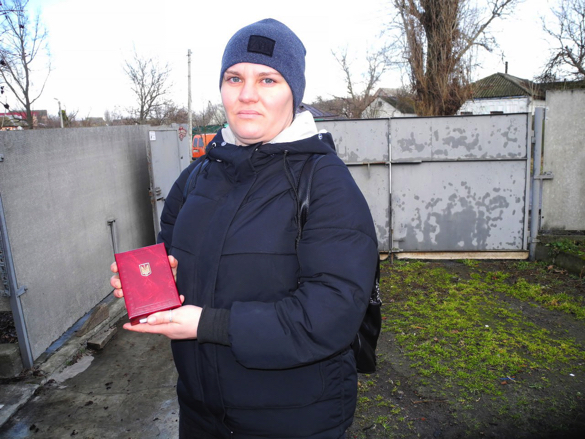Дружині загиблого захисника із Звенигородщини вручили нагороду чоловіка