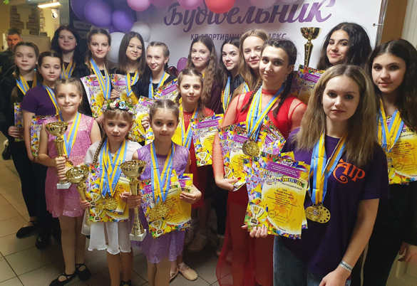 Черкаські танцюристи здобули понад 400 перемог на всеукраїнському фестивалі 