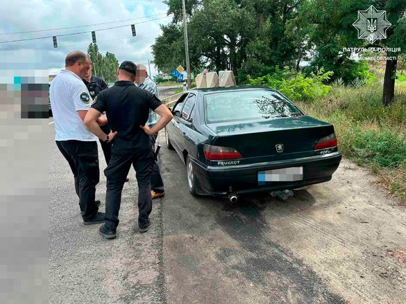 Штраф до 34 тисяч: на Черкащині спіймали нелегальних таксистів