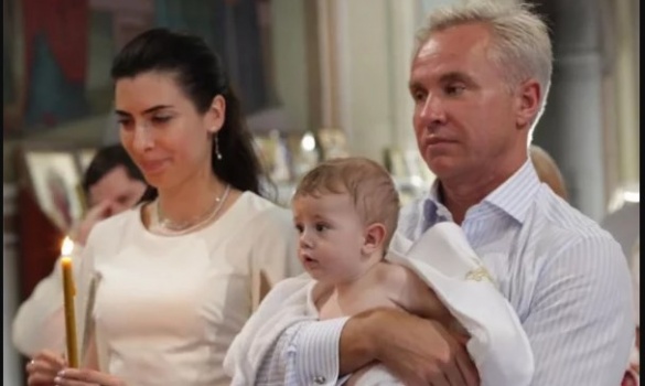 Мультимільйонер із Черкащини став хрещеним батьком сина депутатки ВР