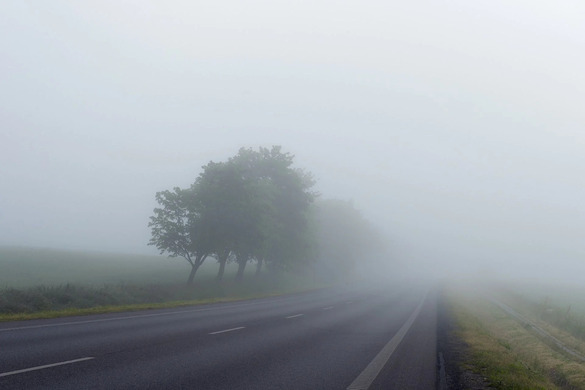 На Черкащині водіїв попередили про туман на дорозі