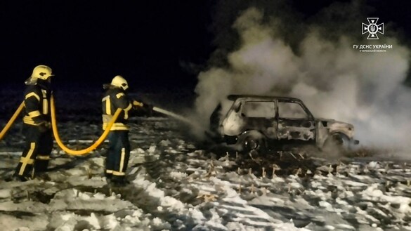 На Черкащині під час руху загорілося авто (ФОТО)