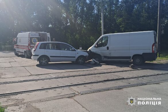 На Черкащині на залізничному переїзді сталася ДТП: постраждала жінка 