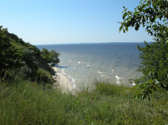 У власність держави повернули частину прибережної захисної смуги Кременчуцького водосховища Дніпра та його гідроспоруди