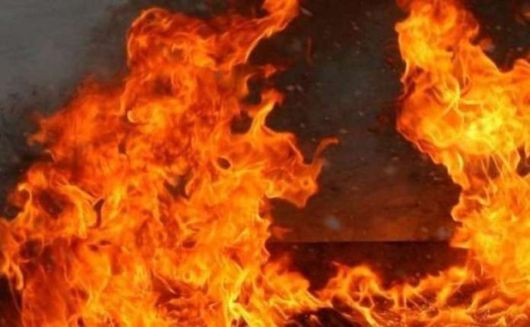 У Черкасах сталася пожежа у багатоповерхівці: 4 осіб евакуювали 