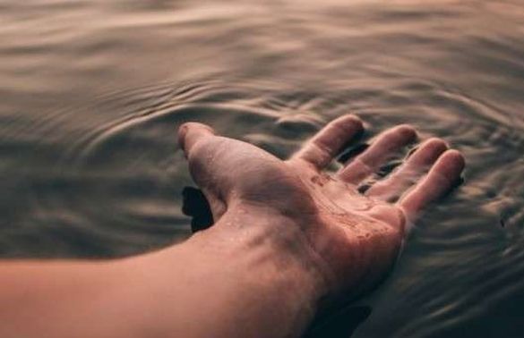 На Черкащині в річці виявили тіло чоловіка