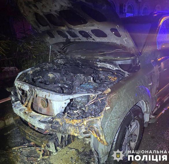 Студент з Черкащини за гроші підпалював авто військових у Києві