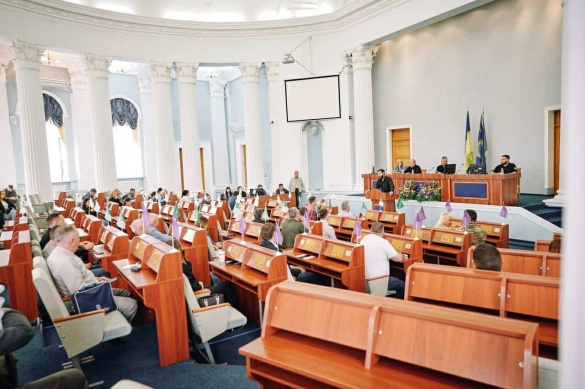 Депутати облради не зібралися на сесію, бо 