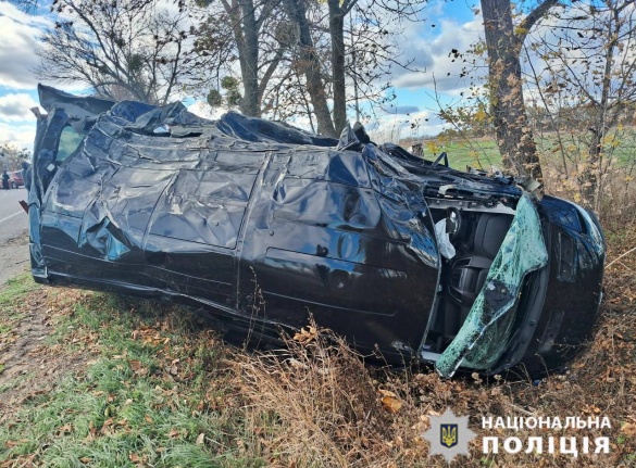 На Звенигородщині мікроавтобус зіткнувся із автомобілем