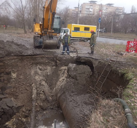 Копали 4 метри глибини: у Черкасах стався масштабний порив