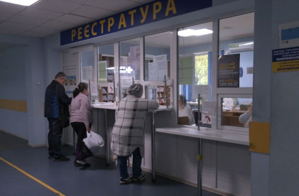 У медзакладах Черкас змінили систему запису до вузькопрофільних спеціалістів