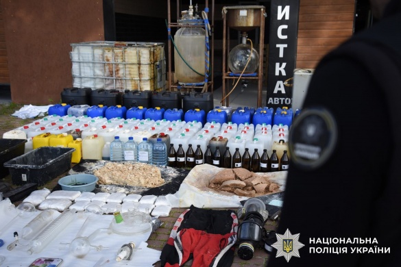 Наркобізнес на сотні мільйонів: у низці областей України, серед яких і Черкаська, викрили лабораторії із психотропами