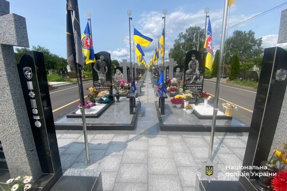 Черкащанину, якого підозрюють у нарузі над військовими могилами, обрали запобіжний захід