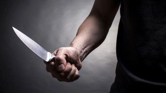 У Черкасах підрізали двох чоловіків