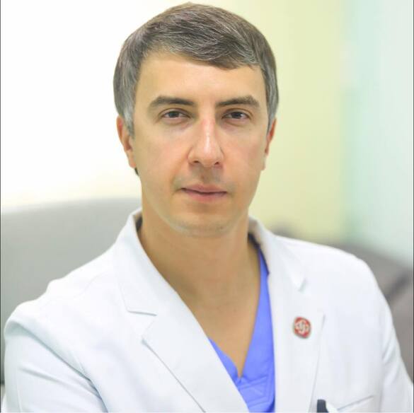 Черкаський кардіохірург отримав докторський ступінь