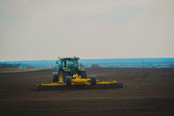 Аграрії Черкащини засіяли понад 2 тисяч гектарів