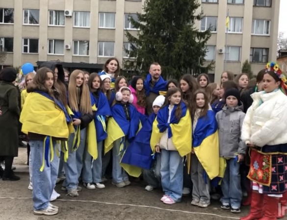 Після майже чотирьох років полону: Лисянка зустріла морпіха