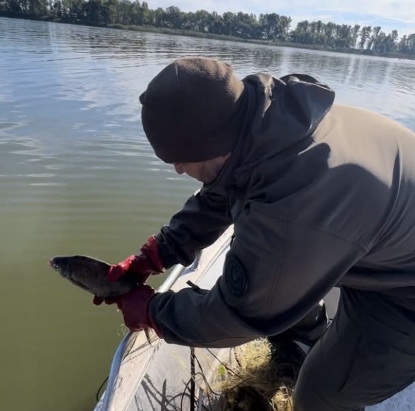 На Черкащині з водойм вилучили понад 270 метрів заборонених сіток