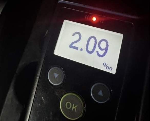 Майже 10 разів вище норми: у Черкасах зупинили нетверезого 66-річного водія, який їхав зустрічною смугою