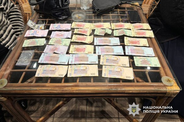 У Корсуні-Шевченківському шахрайка під приводом зняття порчі видурювала кошти та ювелірні вироби