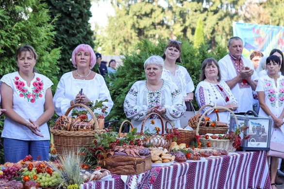 "Пироги Незалежності": у Христинівській громаді представили домашню випічку